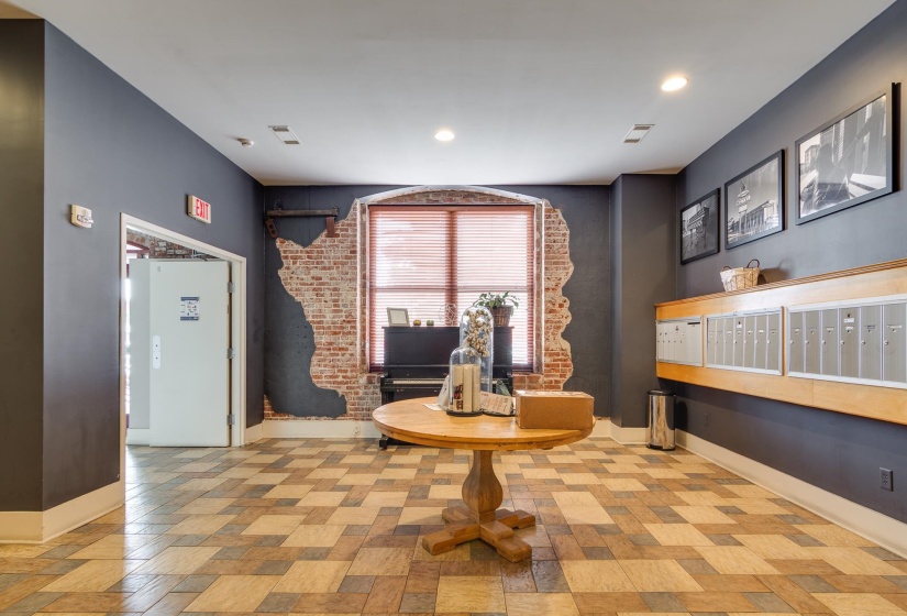 137 G E PATTERSON AVE, Memphis, Tennessee 38103, 2 Bedroom Bedrooms, 4 Room Rooms,2 BathroomBathrooms,Residential,For Sale,G E PATTERSON,0,10222458