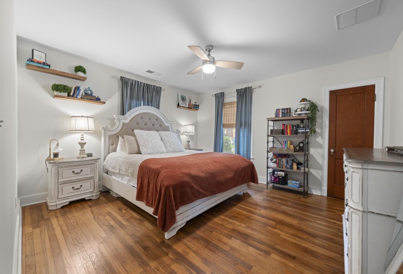 912 BROWER ST, Memphis, Tennessee 38111, 3 Bedroom Bedrooms, 6 Room Rooms,2 BathroomBathrooms,Residential,For Sale,BROWER,0,10222459