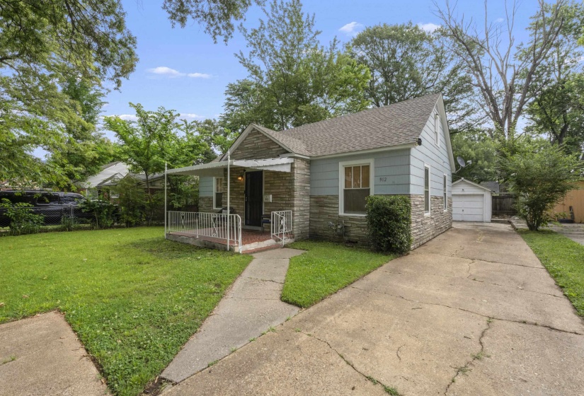 912 BROWER ST, Memphis, Tennessee 38111, 3 Bedroom Bedrooms, 6 Room Rooms,2 BathroomBathrooms,Residential,For Sale,BROWER,0,10222459