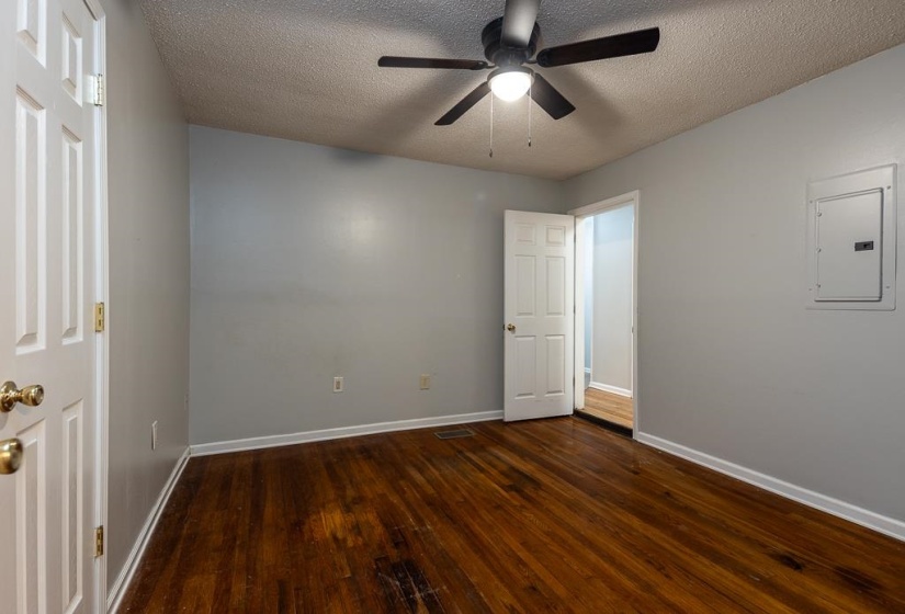 30 CENTER AVE, Munford, Tennessee 38058, 4 Bedrooms Bedrooms, 9 Rooms Rooms,2 BathroomsBathrooms,Residential,For Sale,CENTER,10222468
