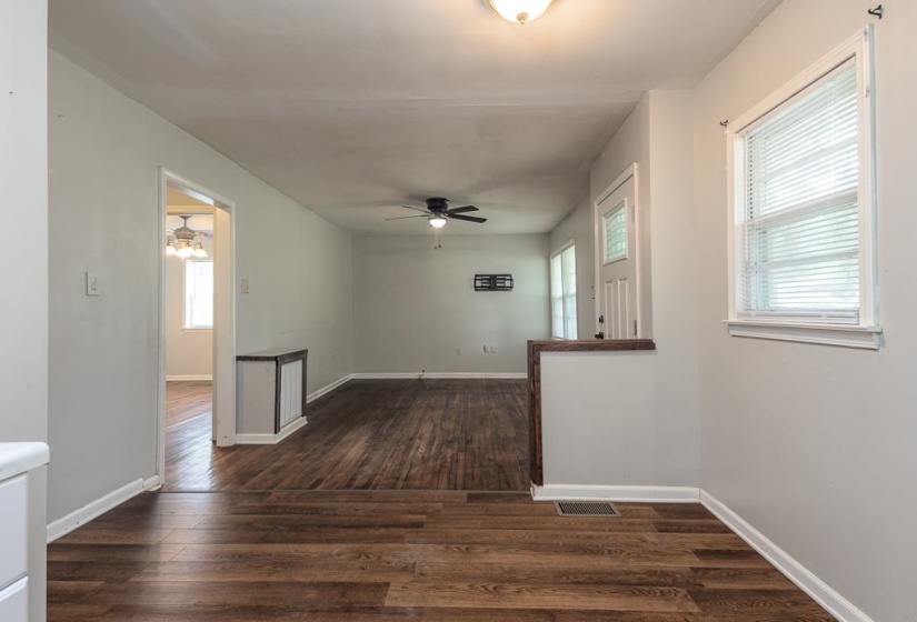 30 CENTER AVE, Munford, Tennessee 38058, 4 Bedrooms Bedrooms, 9 Rooms Rooms,2 BathroomsBathrooms,Residential,For Sale,CENTER,10222468