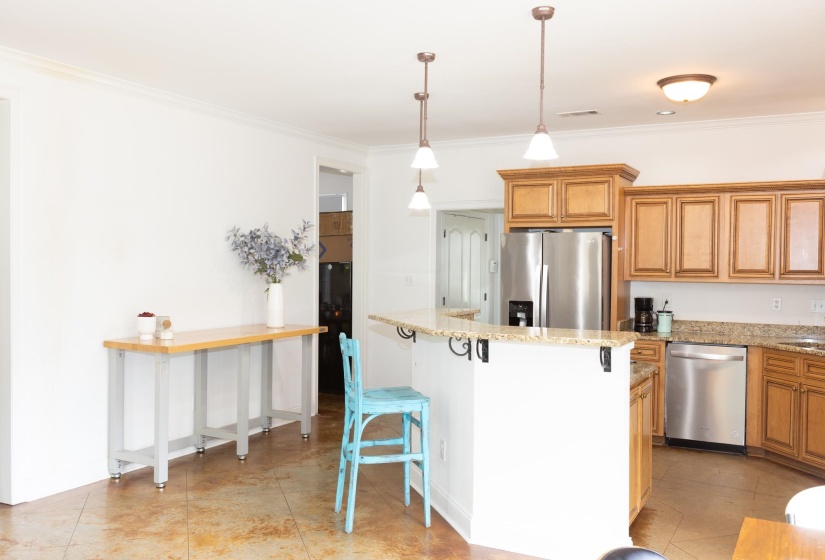 8957 RIVER KNOLL DR, Unincorporated, Tennessee 38016-0000, 5 Bedroom Bedrooms, 9 Room Rooms,3 BathroomBathrooms,Residential,For Sale,RIVER KNOLL,0,10222473