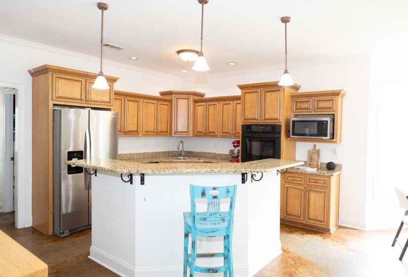 8957 RIVER KNOLL DR, Unincorporated, Tennessee 38016-0000, 5 Bedroom Bedrooms, 9 Room Rooms,3 BathroomBathrooms,Residential,For Sale,RIVER KNOLL,0,10222473