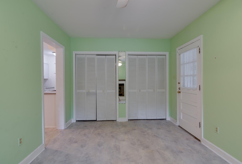 1134 DEARING RD, Memphis, Tennessee 38117, 3 Bedroom Bedrooms, 7 Room Rooms,2 BathroomBathrooms,Residential,For Sale,DEARING,0,10222482