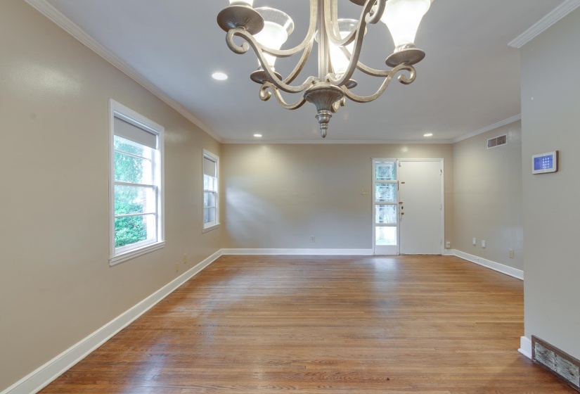 1134 DEARING RD, Memphis, Tennessee 38117, 3 Bedroom Bedrooms, 7 Room Rooms,2 BathroomBathrooms,Residential,For Sale,DEARING,0,10222482