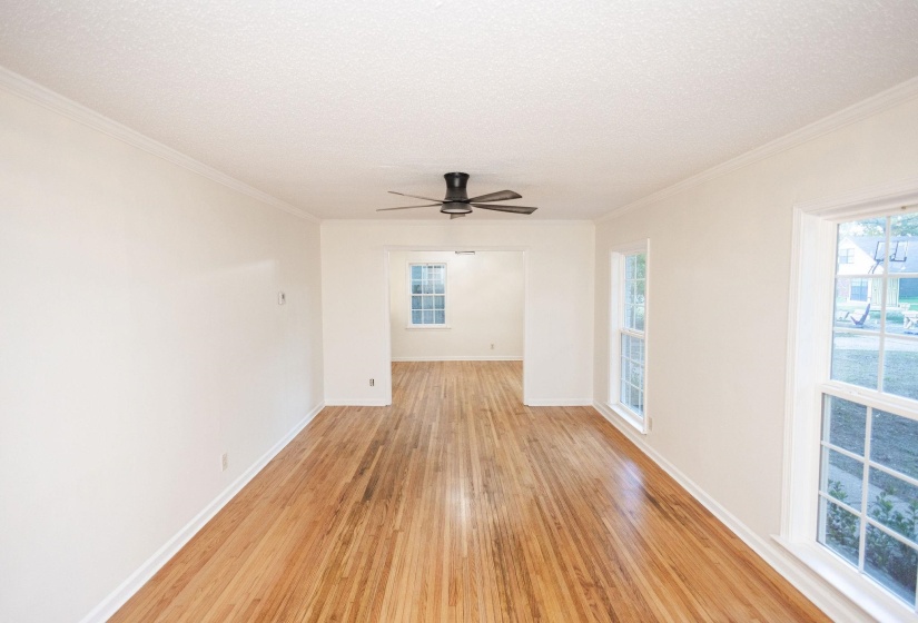 3217 JOSLYN ST, Memphis, Tennessee 38128, 5 Bedroom Bedrooms, 8 Room Rooms,3 BathroomBathrooms,Residential,For Sale,JOSLYN,0,10220907