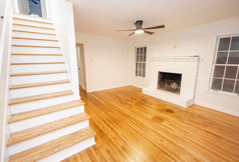 3217 JOSLYN ST, Memphis, Tennessee 38128, 5 Bedroom Bedrooms, 8 Room Rooms,3 BathroomBathrooms,Residential,For Sale,JOSLYN,0,10220907