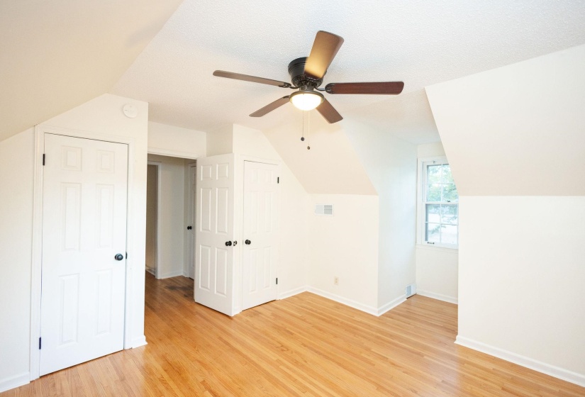 3217 JOSLYN ST, Memphis, Tennessee 38128, 5 Bedroom Bedrooms, 8 Room Rooms,3 BathroomBathrooms,Residential,For Sale,JOSLYN,0,10220907
