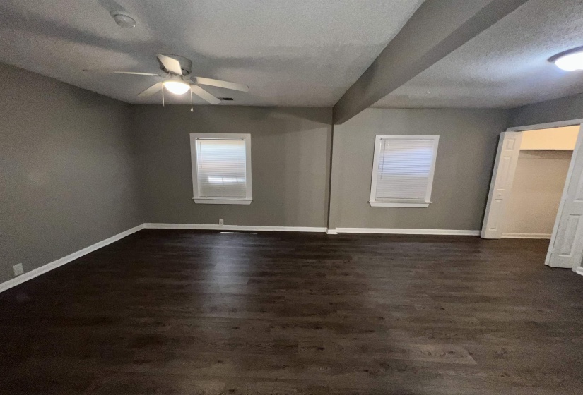 1491 DALLAS ST, Memphis, Tennessee 38114, 4 Bedroom Bedrooms, 6 Room Rooms,2 BathroomBathrooms,Residential,For Sale,DALLAS,0,10222493