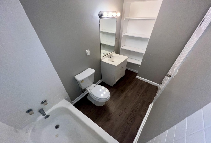 1491 DALLAS ST, Memphis, Tennessee 38114, 4 Bedroom Bedrooms, 6 Room Rooms,2 BathroomBathrooms,Residential,For Sale,DALLAS,0,10222493