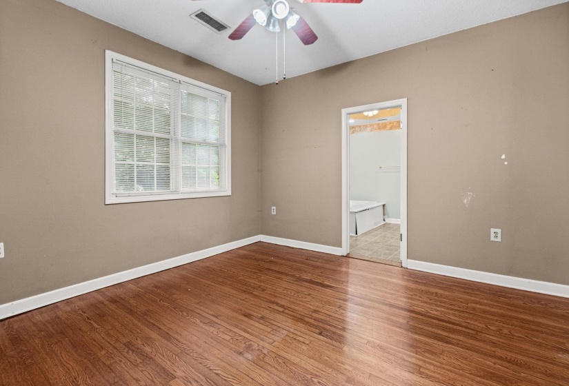 689 TANGLEWOOD ST, Memphis, Tennessee 38104, 3 Bedrooms Bedrooms, 7 Rooms Rooms,2 BathroomsBathrooms,Residential,For Sale,TANGLEWOOD,10222498