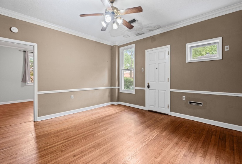 689 TANGLEWOOD ST, Memphis, Tennessee 38104, 3 Bedrooms Bedrooms, 7 Rooms Rooms,2 BathroomsBathrooms,Residential,For Sale,TANGLEWOOD,10222498