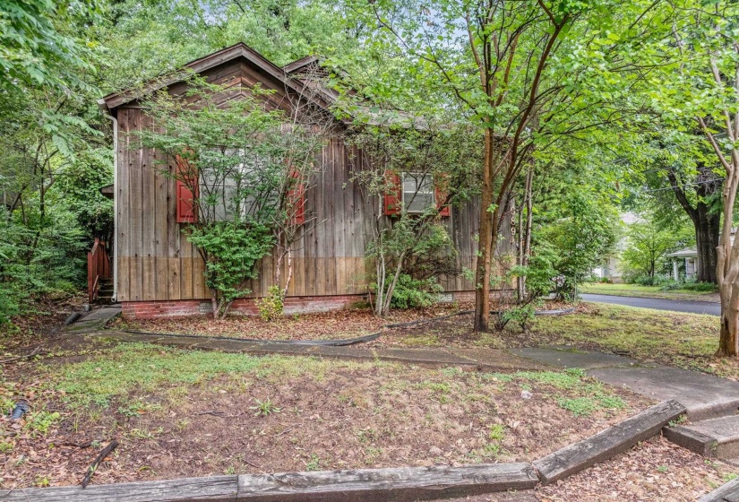 689 TANGLEWOOD ST, Memphis, Tennessee 38104, 3 Bedrooms Bedrooms, 7 Rooms Rooms,2 BathroomsBathrooms,Residential,For Sale,TANGLEWOOD,10222498