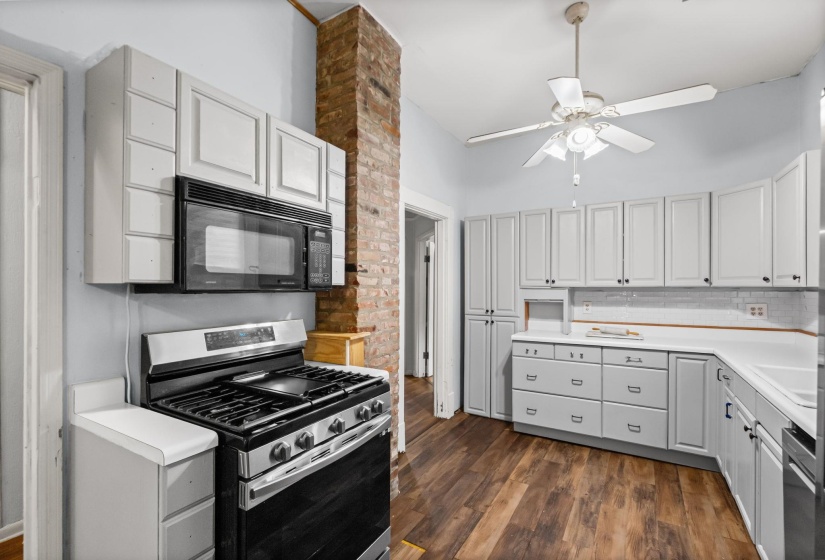 689 TANGLEWOOD ST, Memphis, Tennessee 38104, 3 Bedrooms Bedrooms, 7 Rooms Rooms,2 BathroomsBathrooms,Residential,For Sale,TANGLEWOOD,10222498