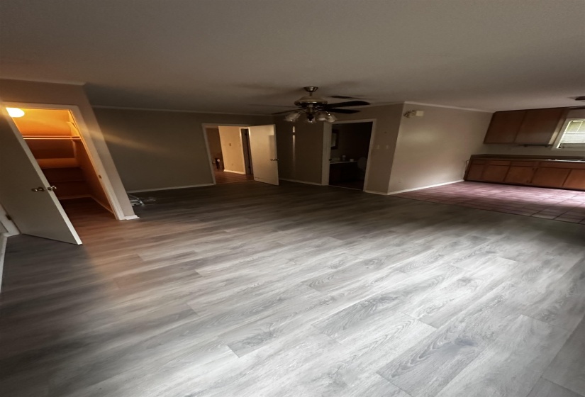 1865 BARTLETT AVE, Memphis, Tennessee 38134, 4 Bedrooms Bedrooms, 8 Rooms Rooms,2.1 BathroomsBathrooms,Residential,For Sale,BARTLETT,10222502