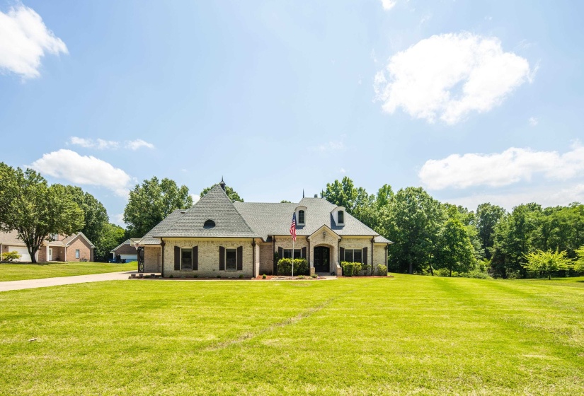 9028 OSBORNTOWN RD, Unincorporated, Tennessee 38002, 4 Bedroom Bedrooms, 9 Room Rooms,3.1 BathroomBathrooms,Residential,For Sale,OSBORNTOWN,0,10222506