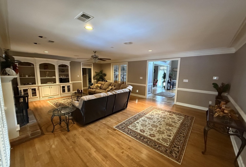 9551 FOX HILL CIR, Germantown, Tennessee 38139, 5 Bedrooms Bedrooms, 11 Rooms Rooms,5 BathroomsBathrooms,Residential,For Sale,FOX HILL,10222511