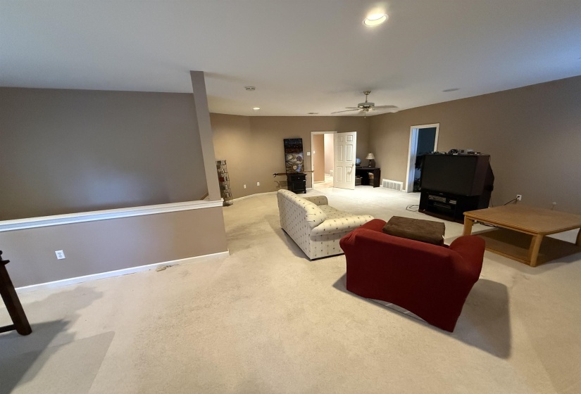 9551 FOX HILL CIR, Germantown, Tennessee 38139, 5 Bedroom Bedrooms, 11 Room Rooms,5 BathroomBathrooms,Residential,For Sale,FOX HILL,0,10222511