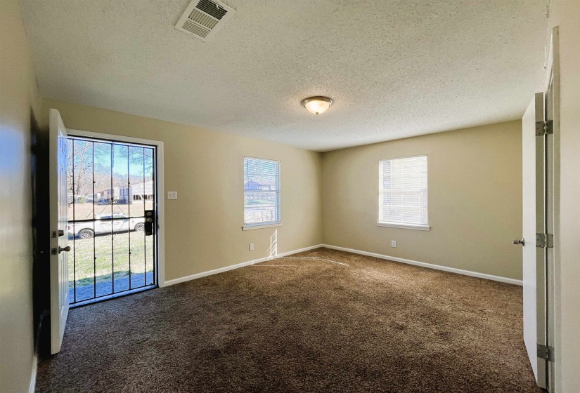 4551 SUNNY VIEW DR, Memphis, Tennessee 38127, 3 Bedrooms Bedrooms, 5 Rooms Rooms,1 BathroomBathrooms,Residential,For Sale,SUNNY VIEW,10222517