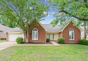 810 WALNUT BEND RD, Memphis, Tennessee 38018, 3 Bedrooms Bedrooms, 6 Rooms Rooms,2 BathroomsBathrooms,Residential,For Sale,WALNUT BEND,10222524 810 WALNUT BEND RD, Memphis, Tennessee 38018, 3 Bedrooms Bedrooms, 6 Rooms Rooms,2 BathroomsBathrooms,Residential,For Sale,WALNUT BEND,10222524