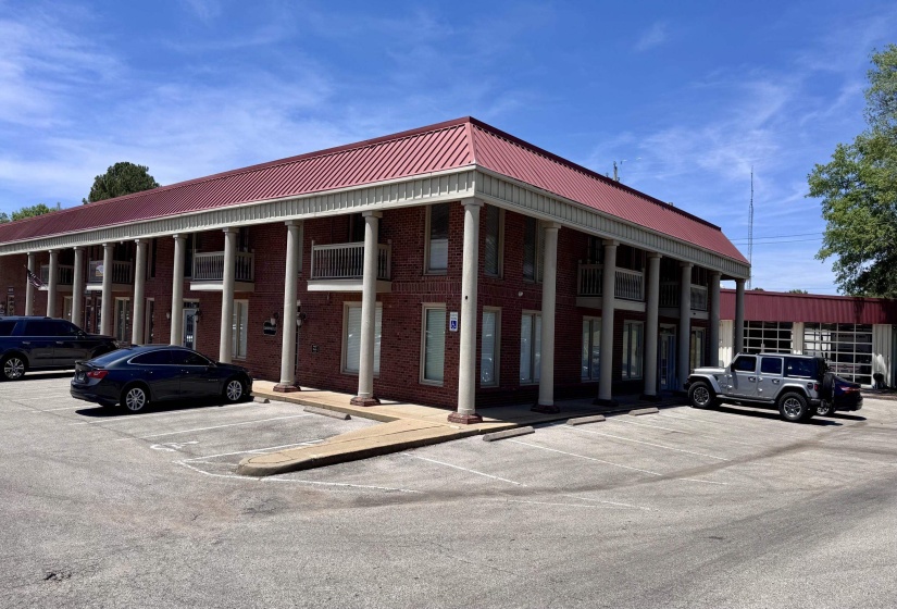 356 NEW BYHALIA RD, Collierville, Tennessee 38017, 3 Rooms Rooms,0.1 BathroomBathrooms,Rental Properties,For Sale,NEW BYHALIA,10222566