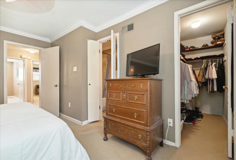 435 HIGHLAND ST, Memphis, Tennessee 38122, 3 Bedroom Bedrooms, 6 Room Rooms,2.1 BathroomBathrooms,Residential,For Sale,HIGHLAND,0,10218734
