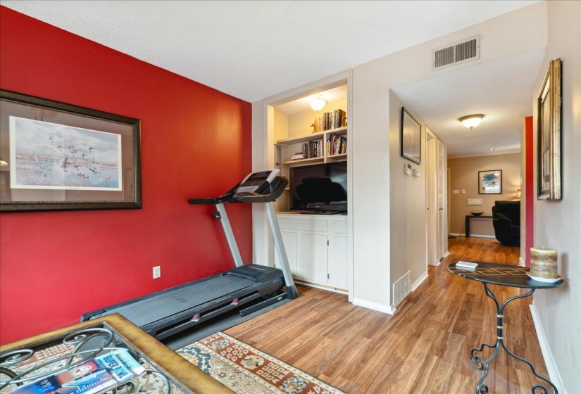 435 HIGHLAND ST, Memphis, Tennessee 38122, 3 Bedroom Bedrooms, 6 Room Rooms,2.1 BathroomBathrooms,Residential,For Sale,HIGHLAND,0,10218734