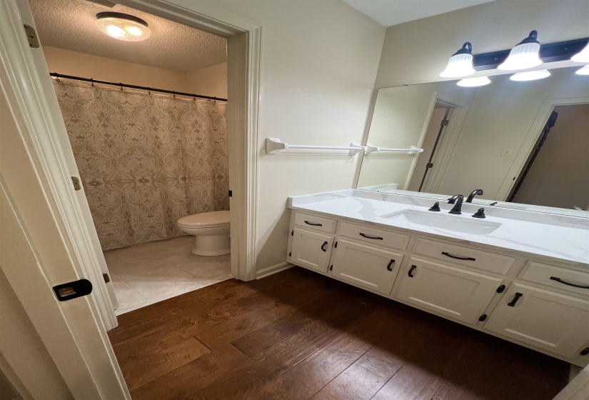 8838 HILLMAN WAY, Bartlett, Tennessee 38133, 4 Bedroom Bedrooms, 9 Room Rooms,3 BathroomBathrooms,Residential,For Sale,HILLMAN,0,10218990