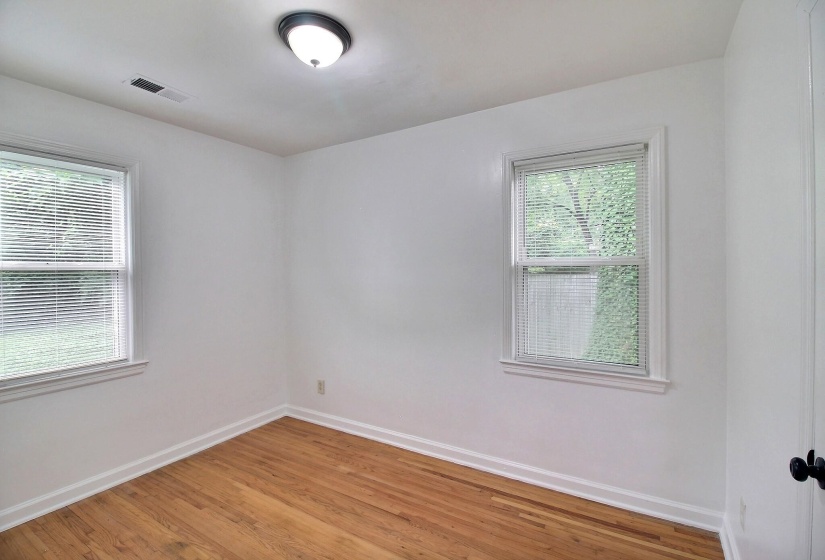 4264 EASTERN CV, Memphis, Tennessee 38122, 3 Bedrooms Bedrooms, 6 Rooms Rooms,1 BathroomBathrooms,Residential,For Sale,EASTERN,10222531