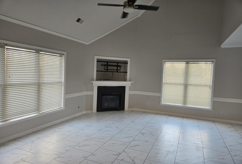8280 REBECCA WOODS DR, Bartlett, Tennessee 38002, 5 Bedroom Bedrooms, 11 Room Rooms,3 BathroomBathrooms,Residential,For Sale,REBECCA WOODS,0,10222537