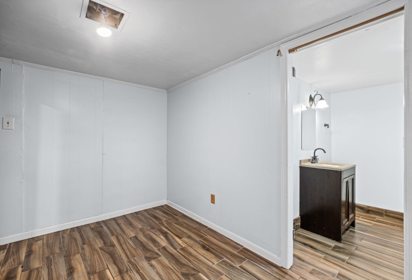 3280 CARNES AVE, Memphis, Tennessee 38111, 4 Bedroom Bedrooms, 7 Room Rooms,2.1 BathroomBathrooms,Residential,For Sale,CARNES,0,10222539
