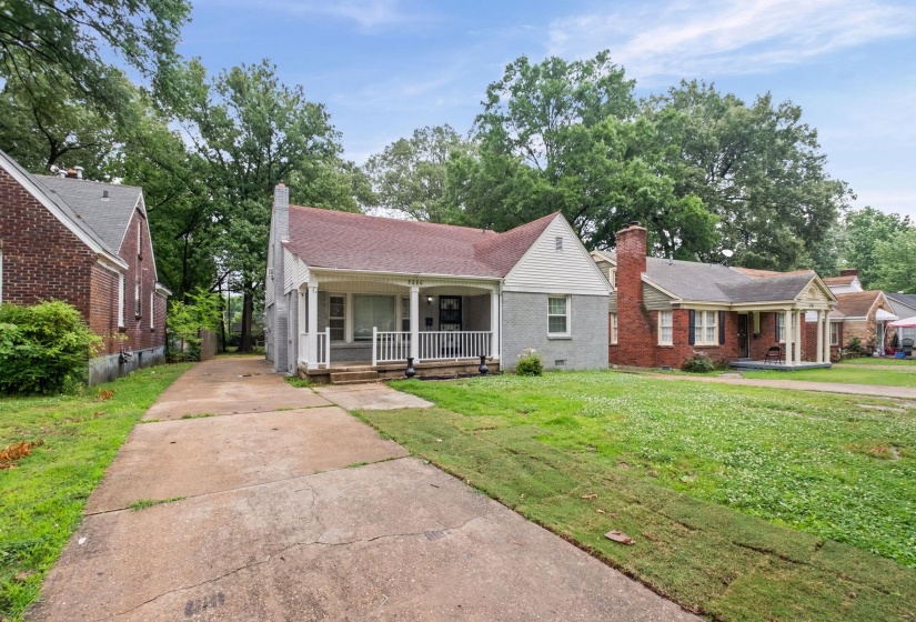 3280 CARNES AVE, Memphis, Tennessee 38111, 4 Bedroom Bedrooms, 7 Room Rooms,2.1 BathroomBathrooms,Residential,For Sale,CARNES,0,10222539