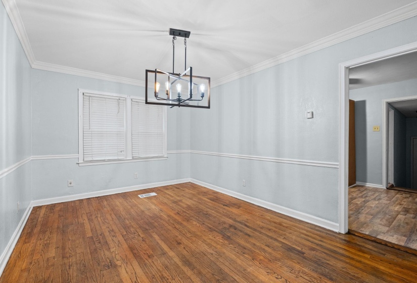 3280 CARNES AVE, Memphis, Tennessee 38111, 4 Bedroom Bedrooms, 7 Room Rooms,2.1 BathroomBathrooms,Residential,For Sale,CARNES,0,10222539