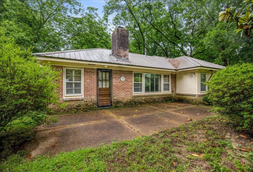 4596 CROSSOVER LN, Memphis, Tennessee 38117, 3 Bedroom Bedrooms, 6 Room Rooms,2 BathroomBathrooms,Residential,For Sale,CROSSOVER,0,10222541
