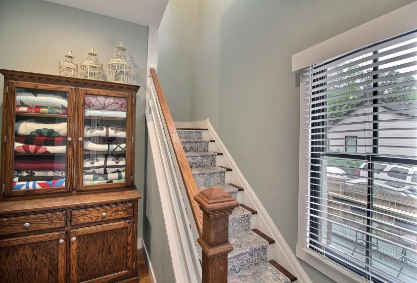 245 MAIN ST, Collierville, Tennessee 38017, 4 Bedrooms Bedrooms, 7 Rooms Rooms,4.1 BathroomsBathrooms,Residential,For Sale,MAIN,10222552