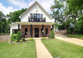 245 MAIN ST, Collierville, Tennessee 38017, 4 Bedrooms Bedrooms, 7 Rooms Rooms,4.1 BathroomsBathrooms,Residential,For Sale,MAIN,10222552 245 MAIN ST, Collierville, Tennessee 38017, 4 Bedrooms Bedrooms, 7 Rooms Rooms,4.1 BathroomsBathrooms,Residential,For Sale,MAIN,10222552