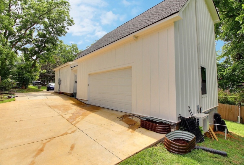 245 MAIN ST, Collierville, Tennessee 38017, 4 Bedrooms Bedrooms, 7 Rooms Rooms,4.1 BathroomsBathrooms,Residential,For Sale,MAIN,10222552