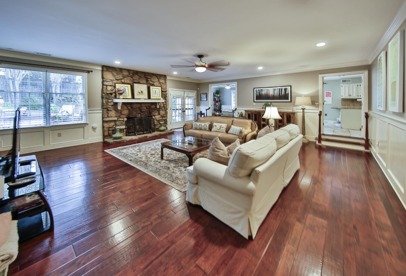 2848 OLD ELM LN, Germantown, Tennessee 38138, 4 Bedroom Bedrooms, 8 Room Rooms,3 BathroomBathrooms,Residential,For Sale,OLD ELM,0,10222555