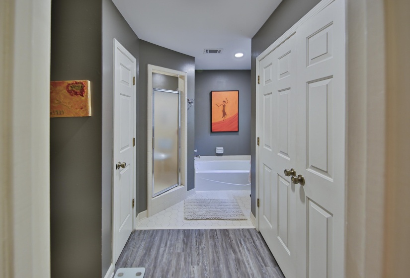 2848 OLD ELM LN, Germantown, Tennessee 38138, 4 Bedroom Bedrooms, 8 Room Rooms,3 BathroomBathrooms,Residential,For Sale,OLD ELM,0,10222555