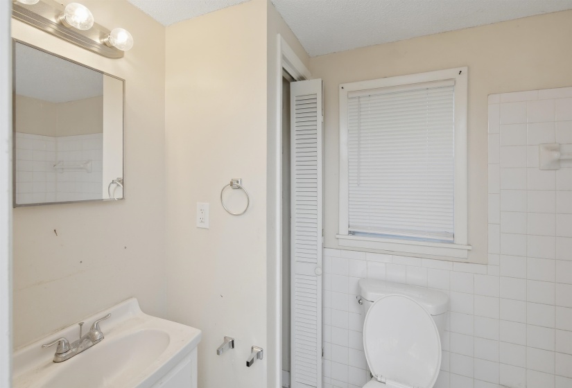 4709 RALEIGH-LAGRANGE RD, Memphis, Tennessee 38128, 4 Bedroom Bedrooms, 9 Room Rooms,2.1 BathroomBathrooms,Residential,For Sale,RALEIGH-LAGRANGE,0,10222561