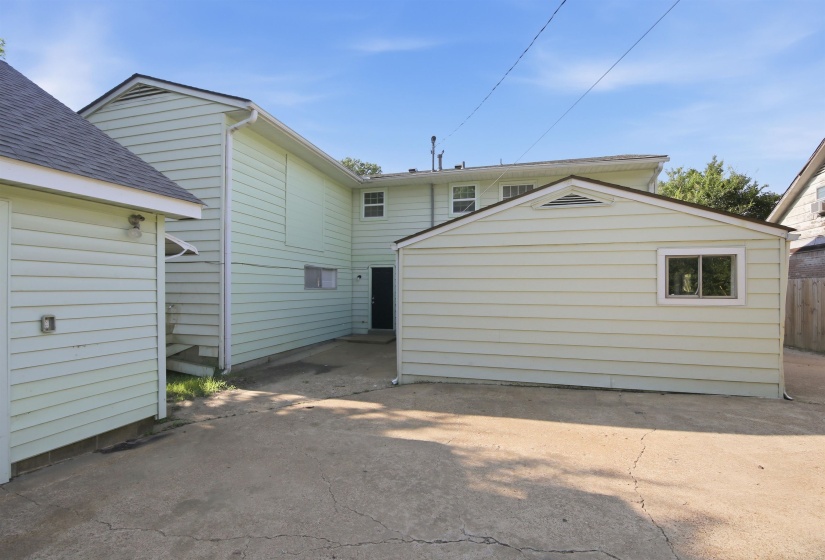 4709 RALEIGH-LAGRANGE RD, Memphis, Tennessee 38128, 4 Bedroom Bedrooms, 9 Room Rooms,2.1 BathroomBathrooms,Residential,For Sale,RALEIGH-LAGRANGE,0,10222561