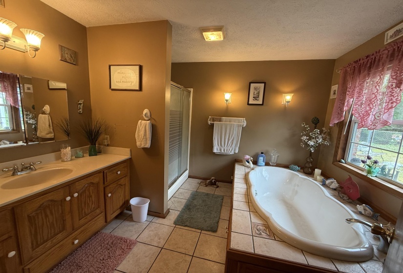 1777 HIGGINBOTTOM RD, Selmer, Tennessee 38375-5067, 3 Bedrooms Bedrooms, 9 Rooms Rooms,2 BathroomsBathrooms,Residential,For Sale,HIGGINBOTTOM,10222572