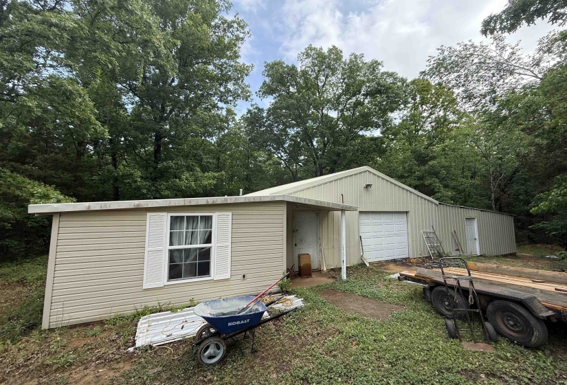 1777 HIGGINBOTTOM RD, Selmer, Tennessee 38375-5067, 3 Bedrooms Bedrooms, 9 Rooms Rooms,2 BathroomsBathrooms,Residential,For Sale,HIGGINBOTTOM,10222572