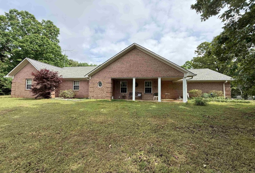 1777 HIGGINBOTTOM RD, Selmer, Tennessee 38375-5067, 3 Bedrooms Bedrooms, 9 Rooms Rooms,2 BathroomsBathrooms,Residential,For Sale,HIGGINBOTTOM,10222572