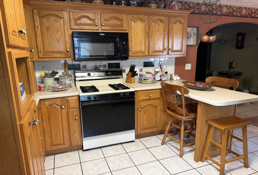 1777 HIGGINBOTTOM RD, Selmer, Tennessee 38375-5067, 3 Bedrooms Bedrooms, 9 Rooms Rooms,2 BathroomsBathrooms,Residential,For Sale,HIGGINBOTTOM,10222572