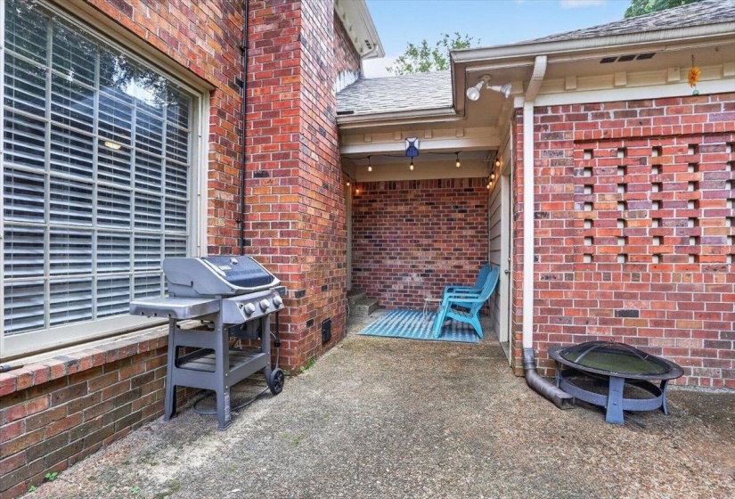 7360 MAGNOLIA RIDGE DR, Germantown, Tennessee 38138, 5 Bedroom Bedrooms, 9 Room Rooms,3.1 BathroomBathrooms,Residential,For Sale,MAGNOLIA RIDGE,0,10222575