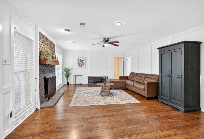 7360 MAGNOLIA RIDGE DR, Germantown, Tennessee 38138, 5 Bedroom Bedrooms, 9 Room Rooms,3.1 BathroomBathrooms,Residential,For Sale,MAGNOLIA RIDGE,0,10222575