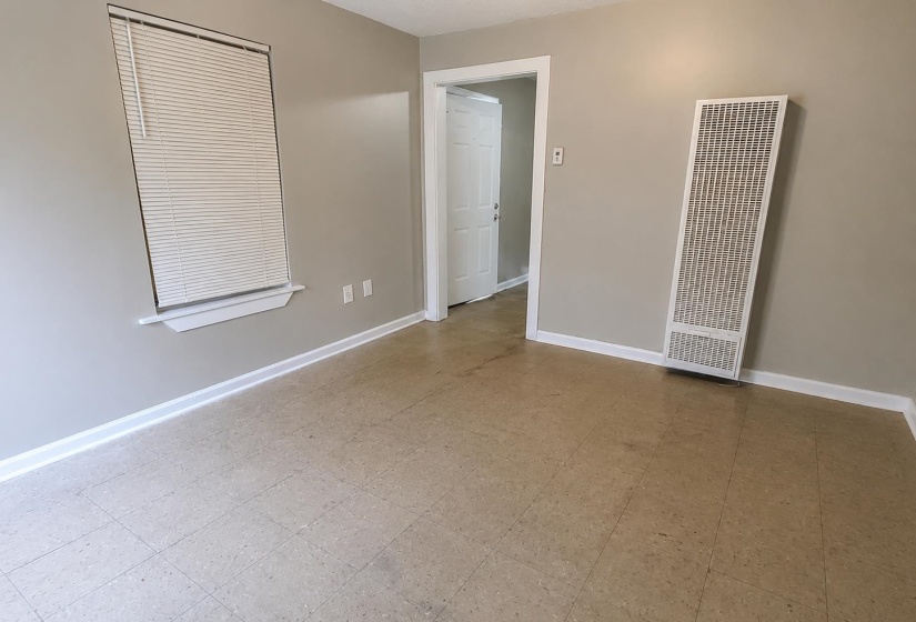 1672 CLANCY ST, Memphis, Tennessee 38106, 1 Bedroom Bedrooms, 0 ,1 BathroomBathrooms,Duplexes,For Sale,CLANCY,0,10222586