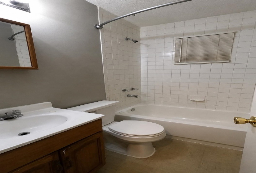 1672 CLANCY ST, Memphis, Tennessee 38106, 1 Bedroom Bedrooms, 0 ,1 BathroomBathrooms,Duplexes,For Sale,CLANCY,0,10222586