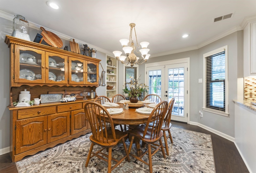 3215 ALFRED DR, Bartlett, Tennessee 38133, 5 Bedrooms Bedrooms, 11 Rooms Rooms,3.1 BathroomsBathrooms,Residential,For Sale,ALFRED,10222598